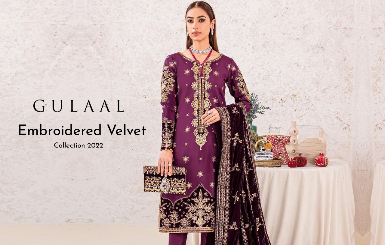 Minal Khan For Asim Jofa Latest Pakistani Velvet Dresses - Style.Pk